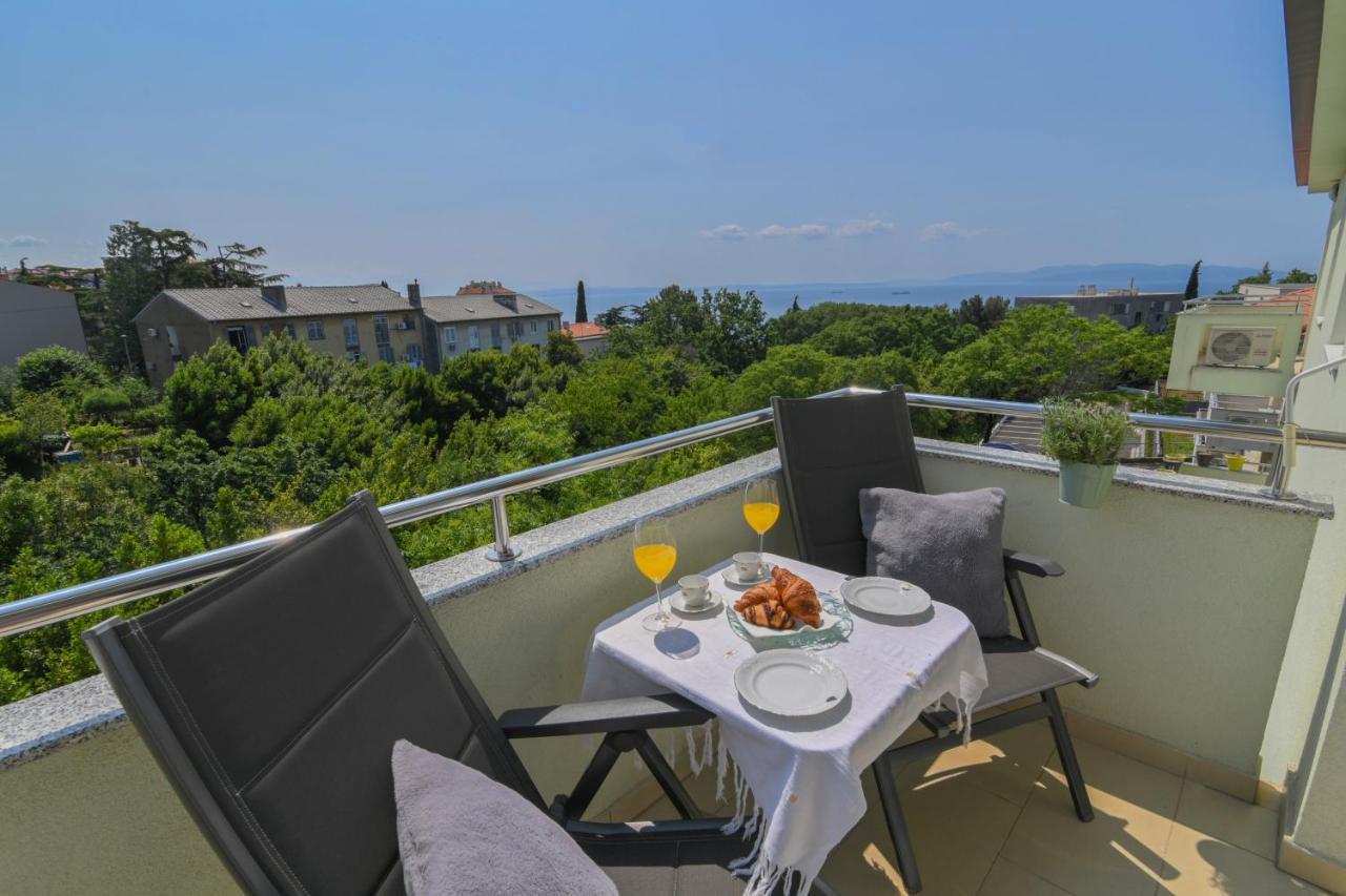 Apartman Iskra Apartment Rijeka Exterior photo
